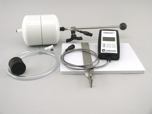 Leakalyzer1sm.jpg - 21.26kb